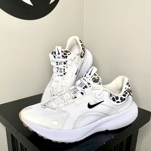 Nike React Escape Run 3 White Leopard
